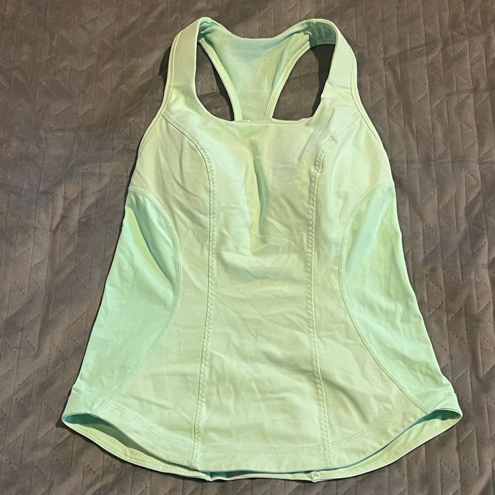 Lululemon padded tank‎ top women’s size 4 pre-owned condition green
